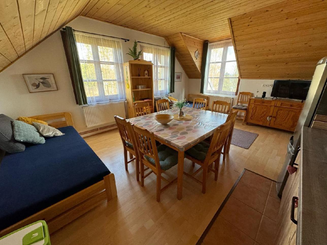 Apartmany Srub Jenisov Horni Plana Luaran gambar